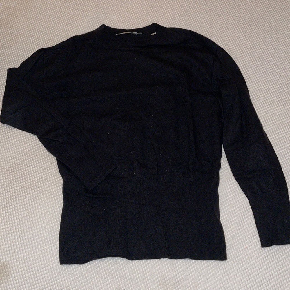 Vince | 100% merino wool black knit crew neck | size S - Picture 2 of 5